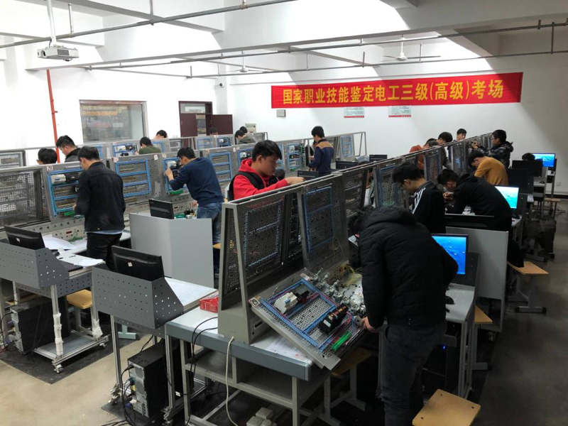 如何通过技能提升培训改变职业生涯?